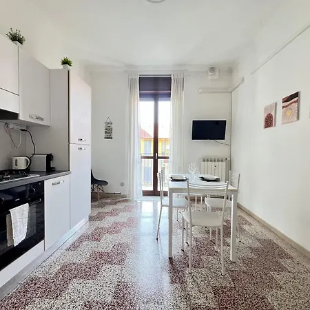 Big Living Goldoni - Duomo M4 Linate Apartmán *